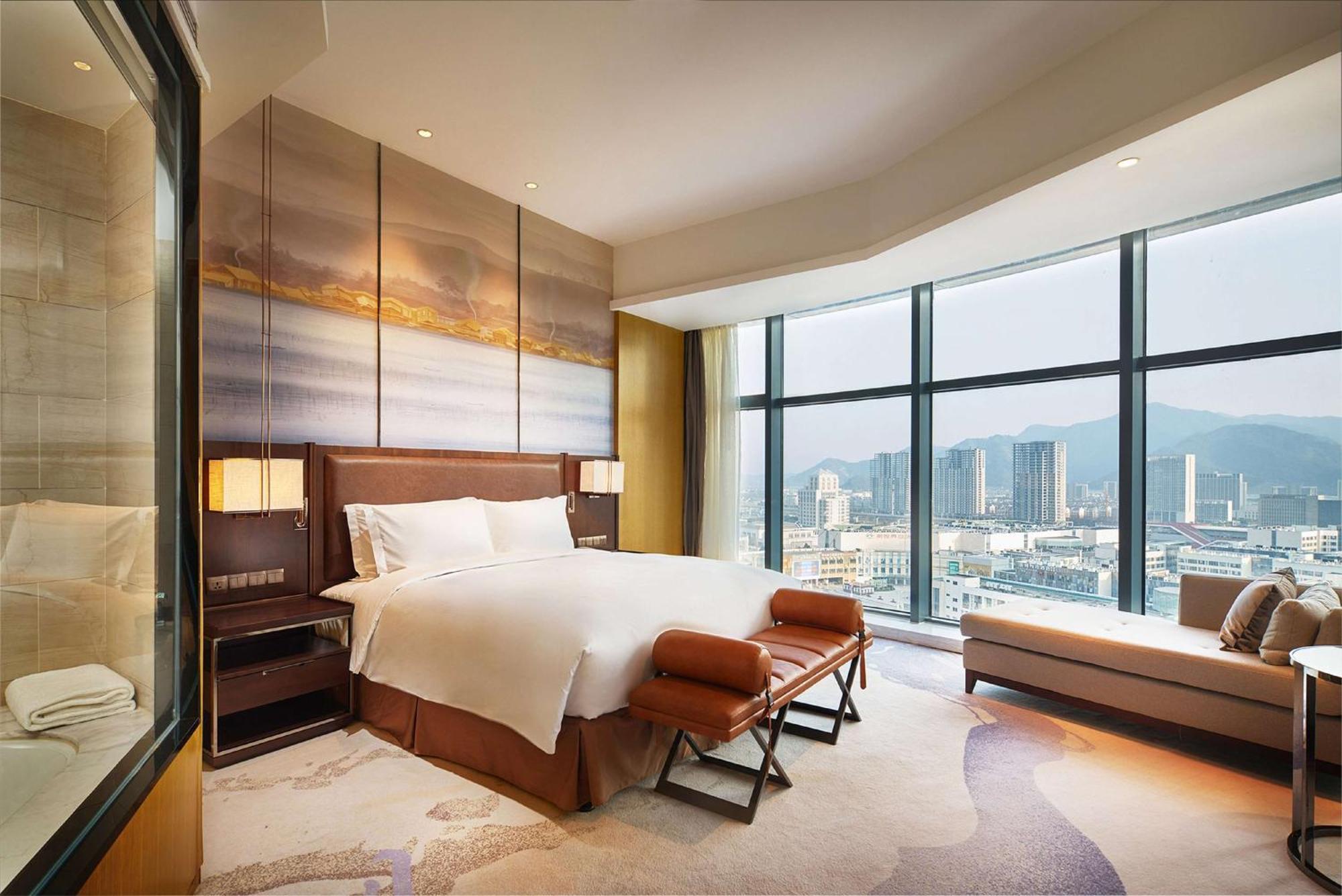 Doubletree By Hilton Ningbo Beilun Hotel Exterior foto